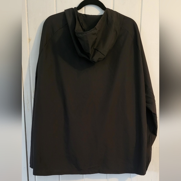 Nike Miler Men's Repel Running Lightweight Hooded Jacket - Picture 2 of 15